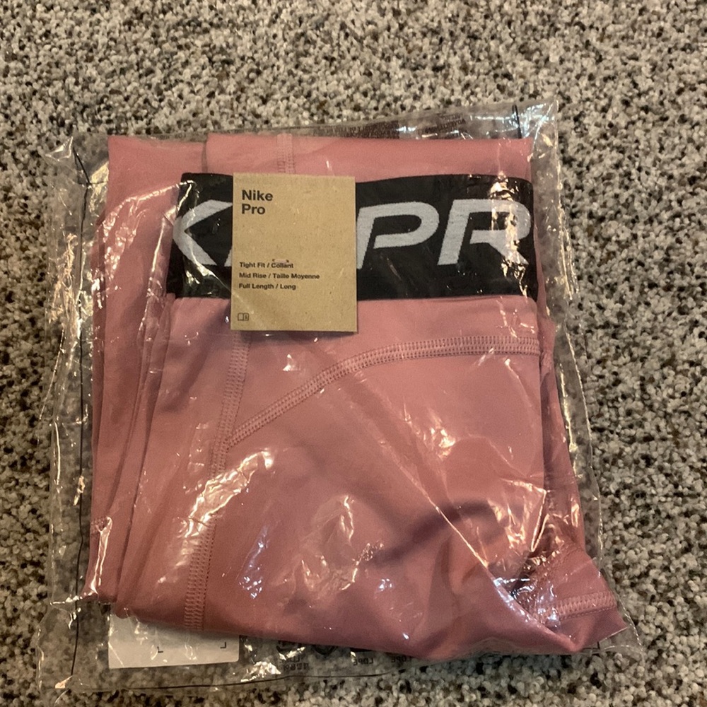 Nike girls pro leggings